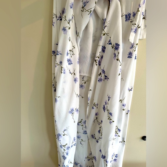 Tobi | Floral Wrap Maxi Skirt, Size XS ✨ - Picture 5 of 11